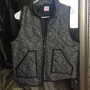 Herringbone vest