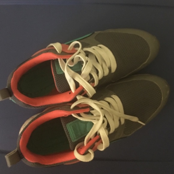 Puma sneakers
