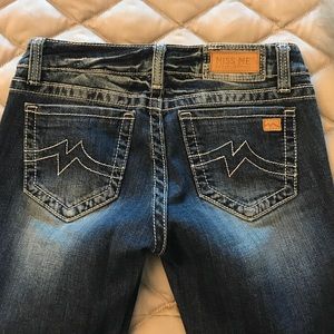 Miss Me Sunny Skinny in distressed wash size 29