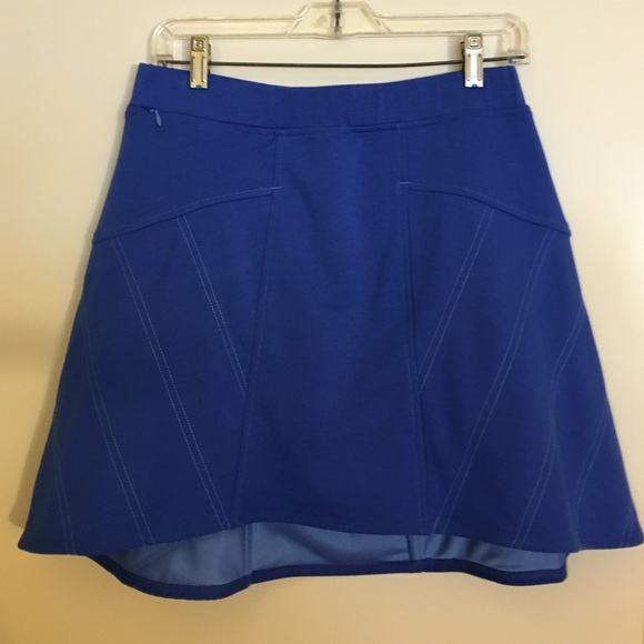 Title Nine Dresses & Skirts - Title Nine NWOT! Gorgeous blue skirt! Hi-Low sz M