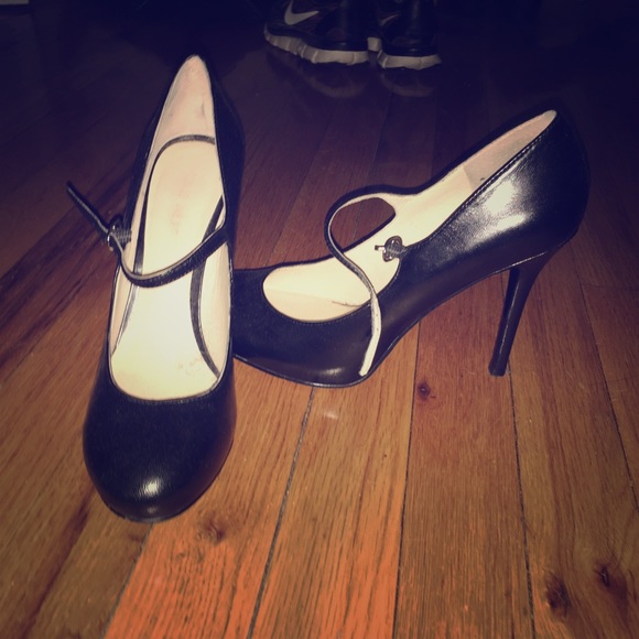 Nine West Black Mary Jane Heels