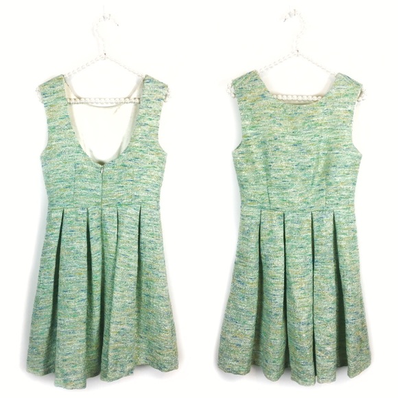 SOLD 💛 anthropologie // parkside pleated dress - Picture 3 of 4