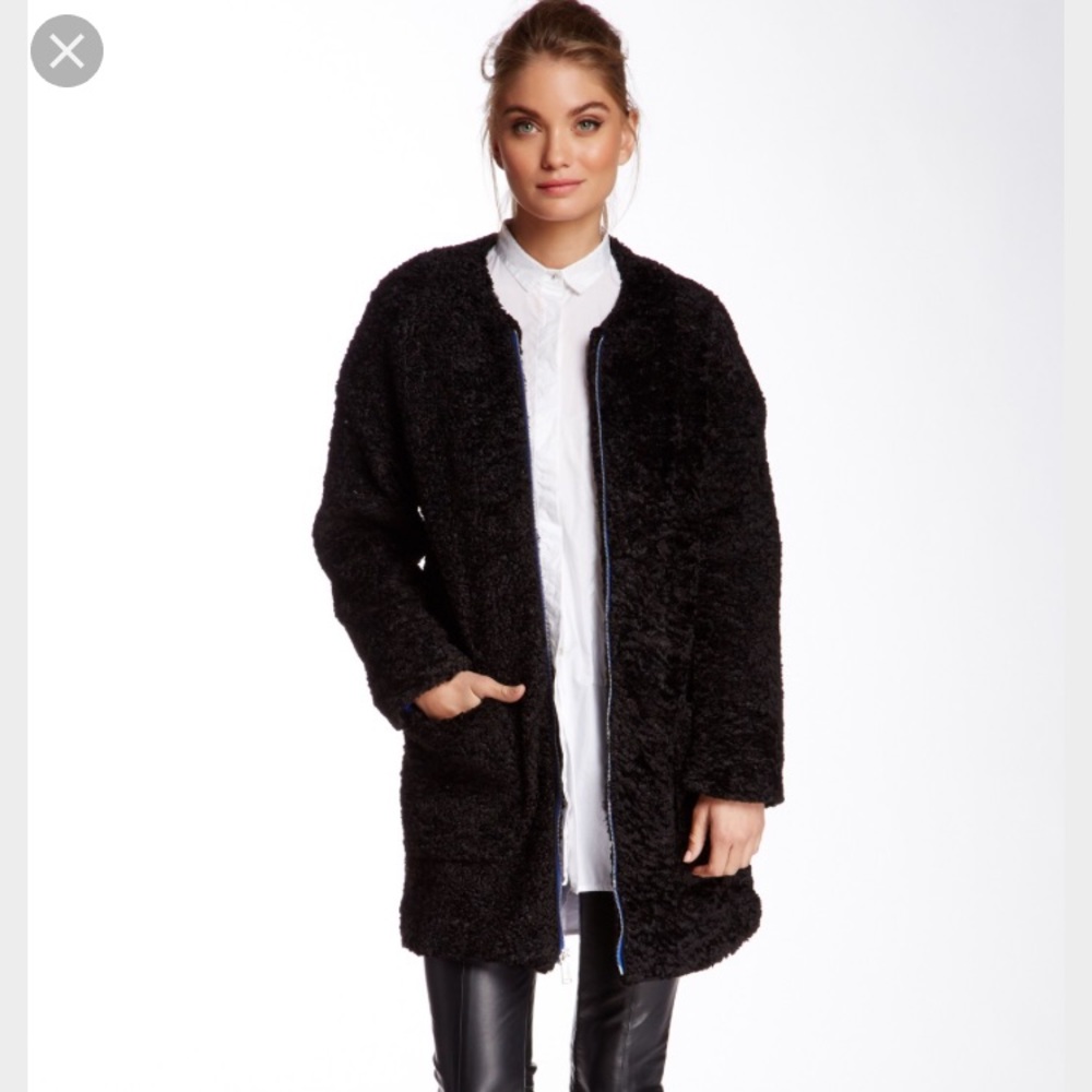 BCBGeneration Cocoon Coat