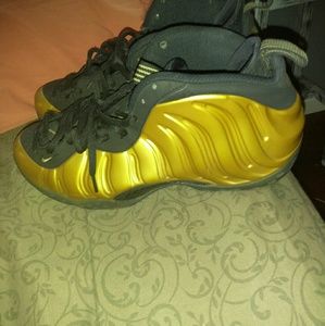 Mens nike foams pros