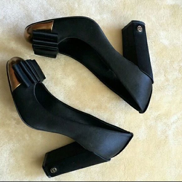 Looking for Tory Burch cicely - Picture 2 of 3