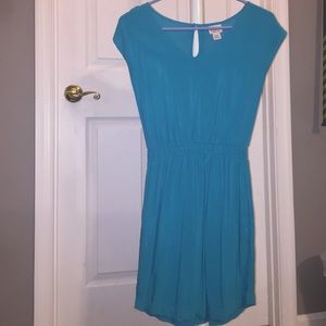 Short sleeve dress