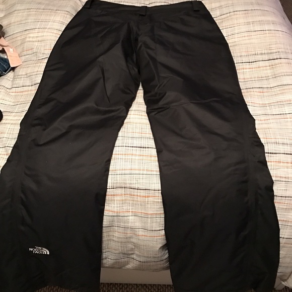 Women's The North Face SKI pants (never worn)
