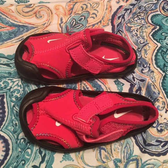 Nike water shoes
