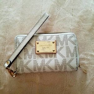 Michael Kors wallet