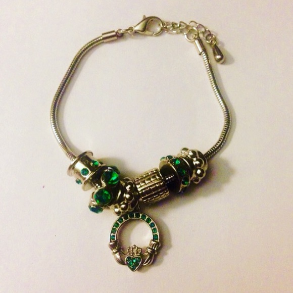 • Classic Irish Charm Bracelet •