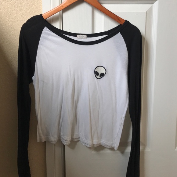 Brandy Melville alien top