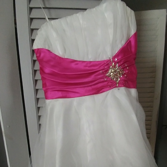 Semi Formal/holiday dress size 7/8 - Picture 3 of 4