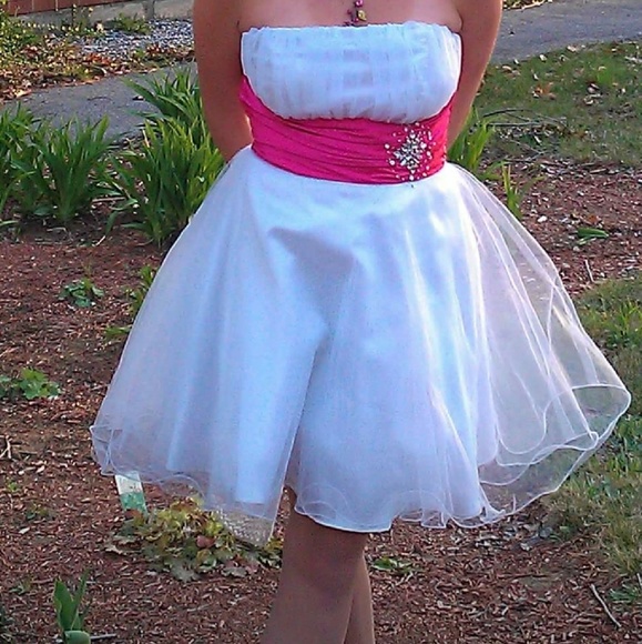 Semi Formal/holiday dress size 7/8 - Picture 4 of 4