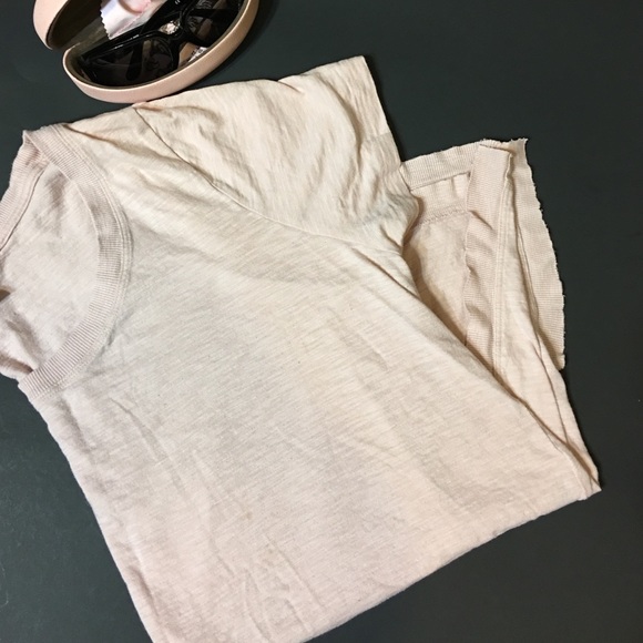 Pale pink round neck tee