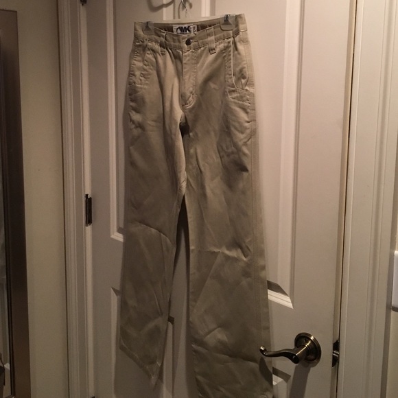 Excellent condition Mountain Khakis