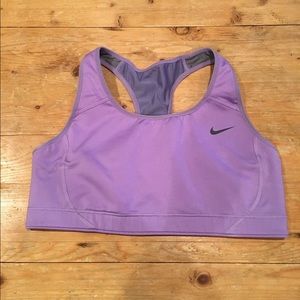 Nike DriFt sports bra