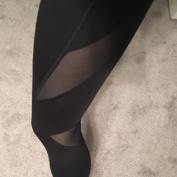 Last one! Workout pants with mesh inserts - Picture 2 of 5