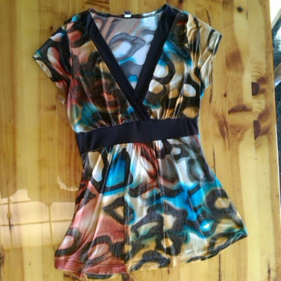 Small Brown/Multicolored V-Neck Top - Picture 2 of 4