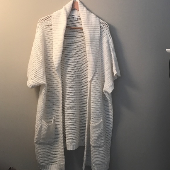 Comfy Cream Sweater with Pockets