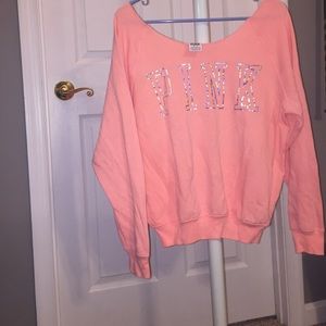 Long sleeve pullover