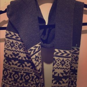 Eddie Bauer scarf - merino wool