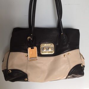 NEW B Makowsky Purse