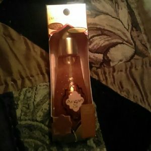 Touch of Gold Argan Wear, Argan oil