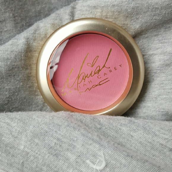 Mariah Carey blush brand new with box