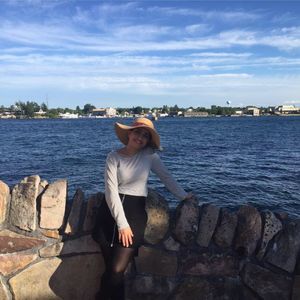 Meet your Posher, Fatemeh