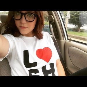 Meet your Posher, Ally