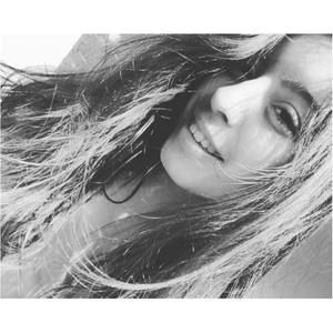 Meet your Posher, Daniela