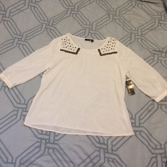 Light Cream Beaded Top - Size XL