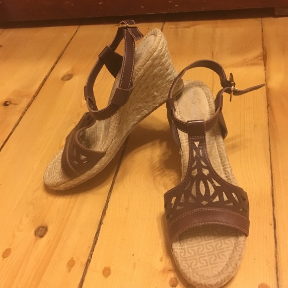 Brown leather Sandals, summer dress shoes - Picture 1 of 4