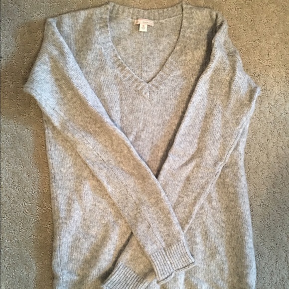 Grey Gap V-Neck Sweater XS