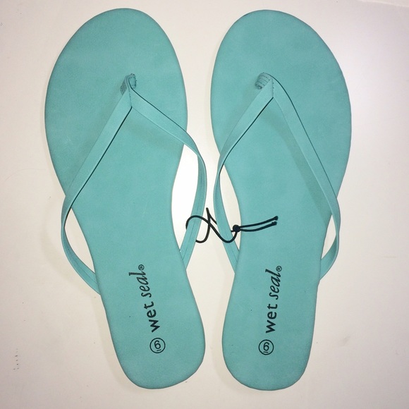 WetSeal Turquoise Flip Flops