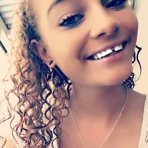 Meet your Posher, Jade