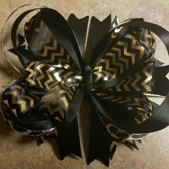 Handmade Adorable girls stacked hair bow