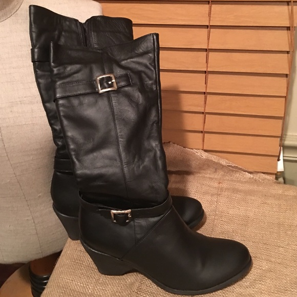 New Black wedge heel boots