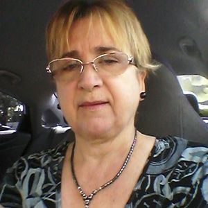 Meet your Posher, Neusa