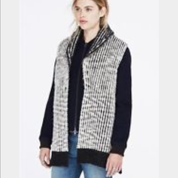 Armani Exchange Sweaters - ❤️SOLD❤️Armani Exhange Knit Chunky Wool Vest