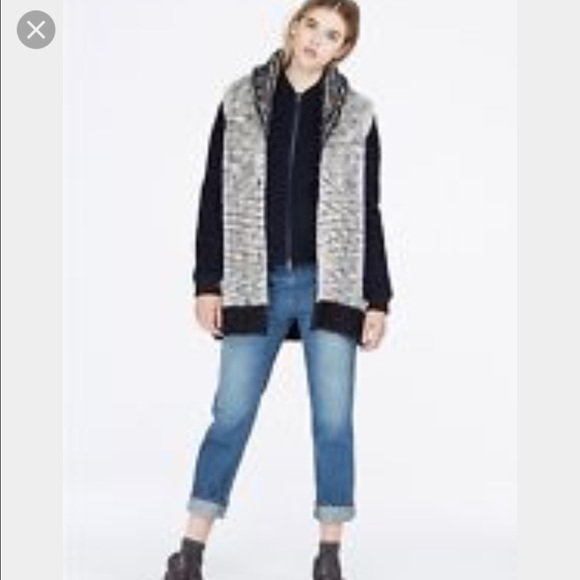 ❤️SOLD❤️Armani Exhange Knit Chunky Wool Vest - Picture 2 of 4
