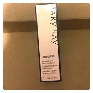 Mary Kay luminous-wear liquid foundation