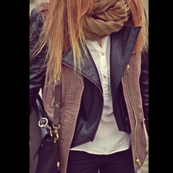 torrid Jackets & Blazers - Torrid cropped faux leather jacket☠️