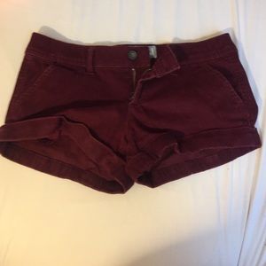 Maroon low waist Abercrombie and fitch shorts
