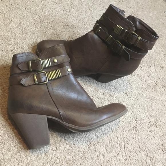 Ankle heeled booties