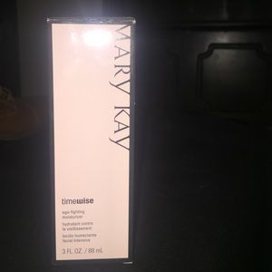 Mary Kay Timewise age-fighting moisturizer