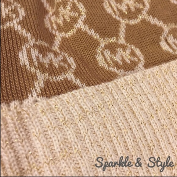 🆕✨Michael Kors hat and scarf set - Picture 3 of 3