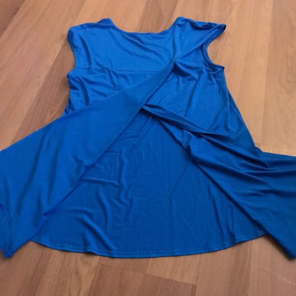 🚨4 for $25🚨 Cable & Gauge split back Tank - Picture 4 of 4