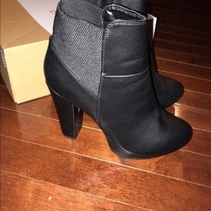 Booties  (black)