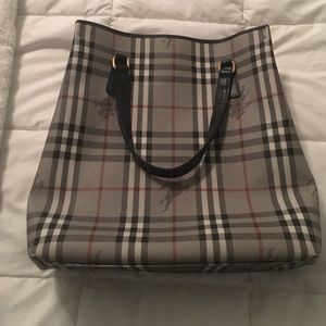 Burberry tote